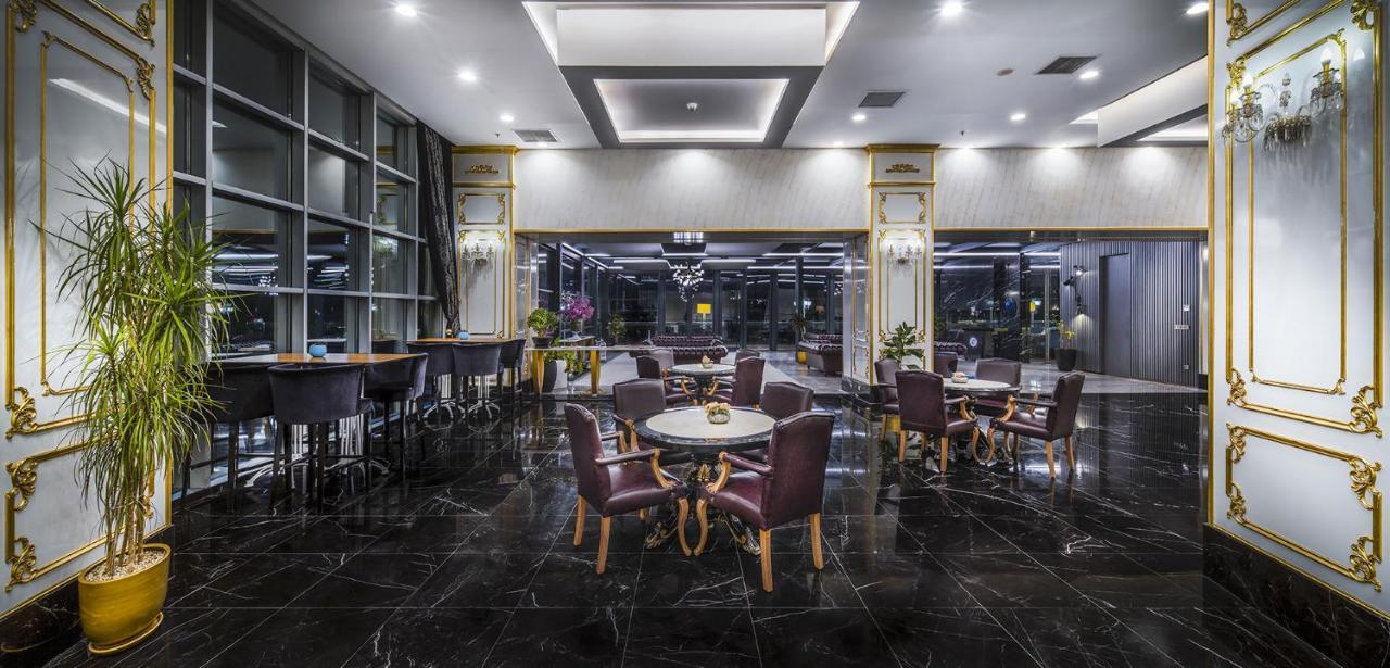 Downtown Ankara Hotel Bagian luar foto The lounge at the airport
